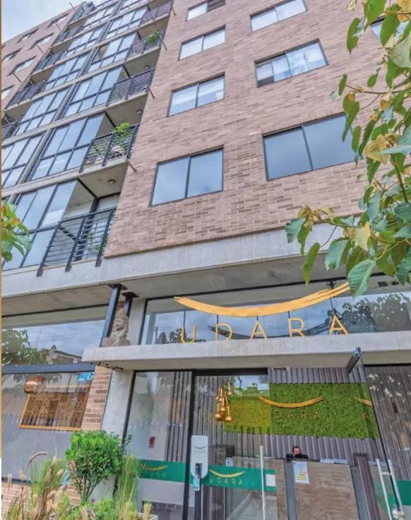 Cozy Entire 2Nd-Floor Apartment With Parking Bogotá Kolombiya
