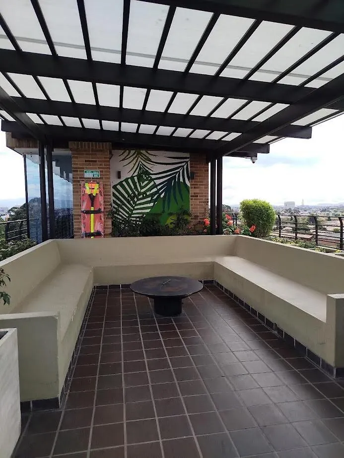 Cozy Entire 2Nd-Floor Apartment With Parking Bogotá